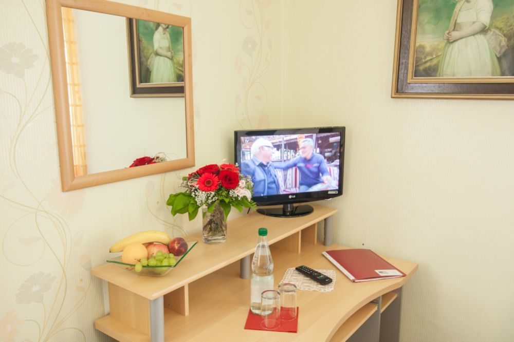 Hotel Pension Wiesenau Bad Salzhausen Екстер'єр фото